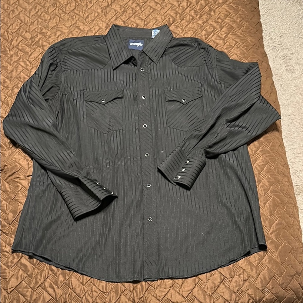 Wrangler Black Dress Shirt for Men